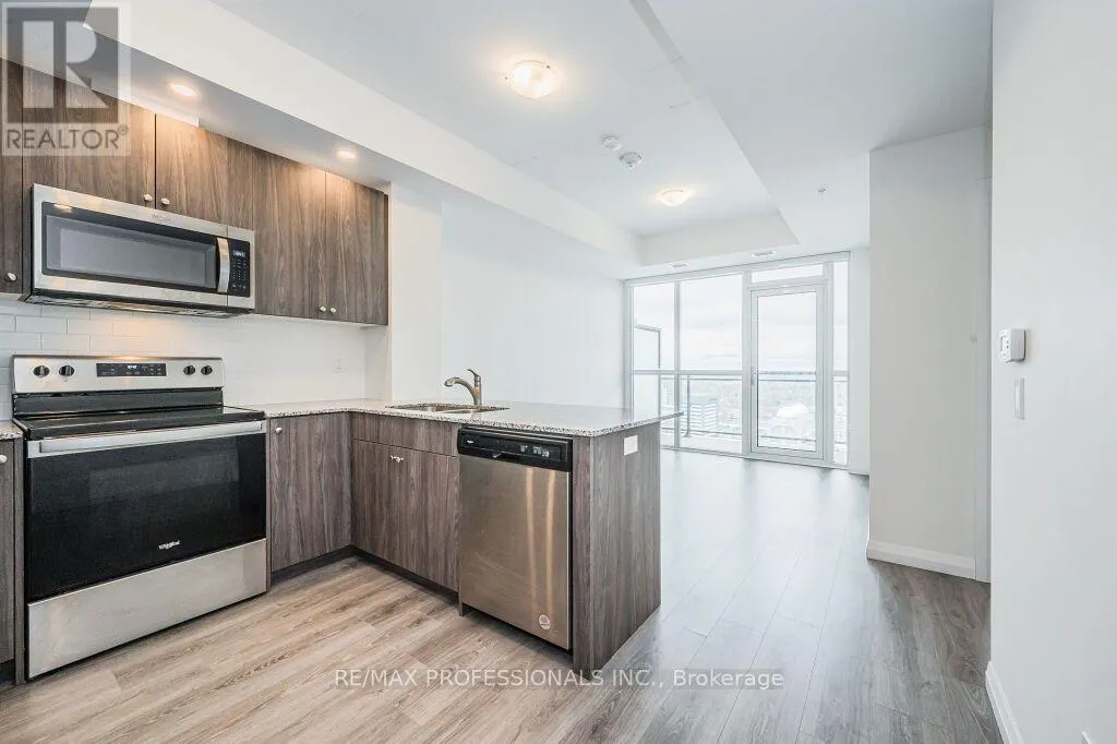 2504 - 60 CHARLES STREET W