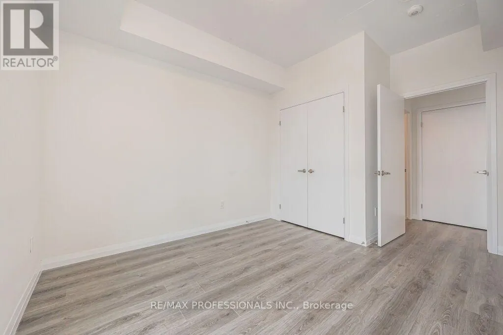 2504 - 60 CHARLES STREET W