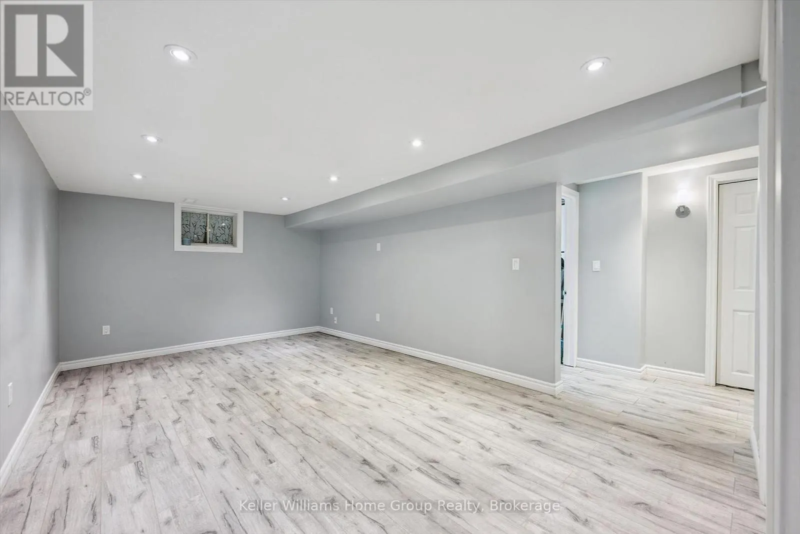 602 COLLEGE AVENUE W