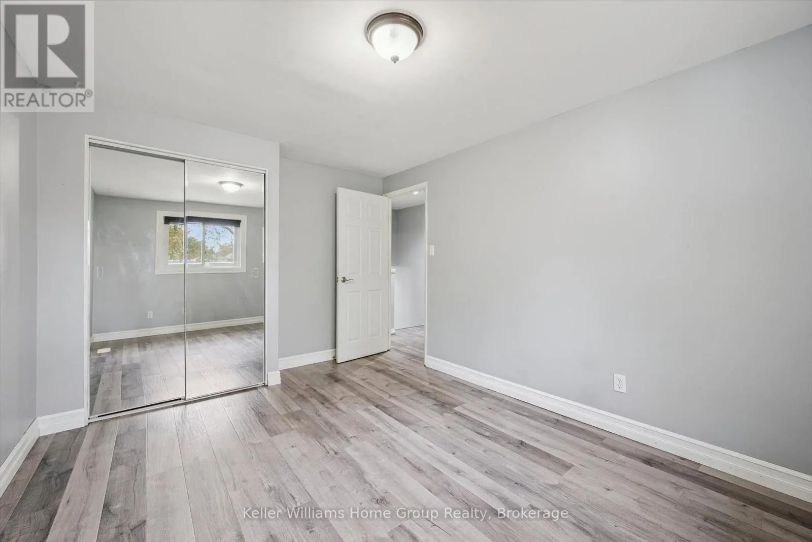 602 COLLEGE AVENUE W
