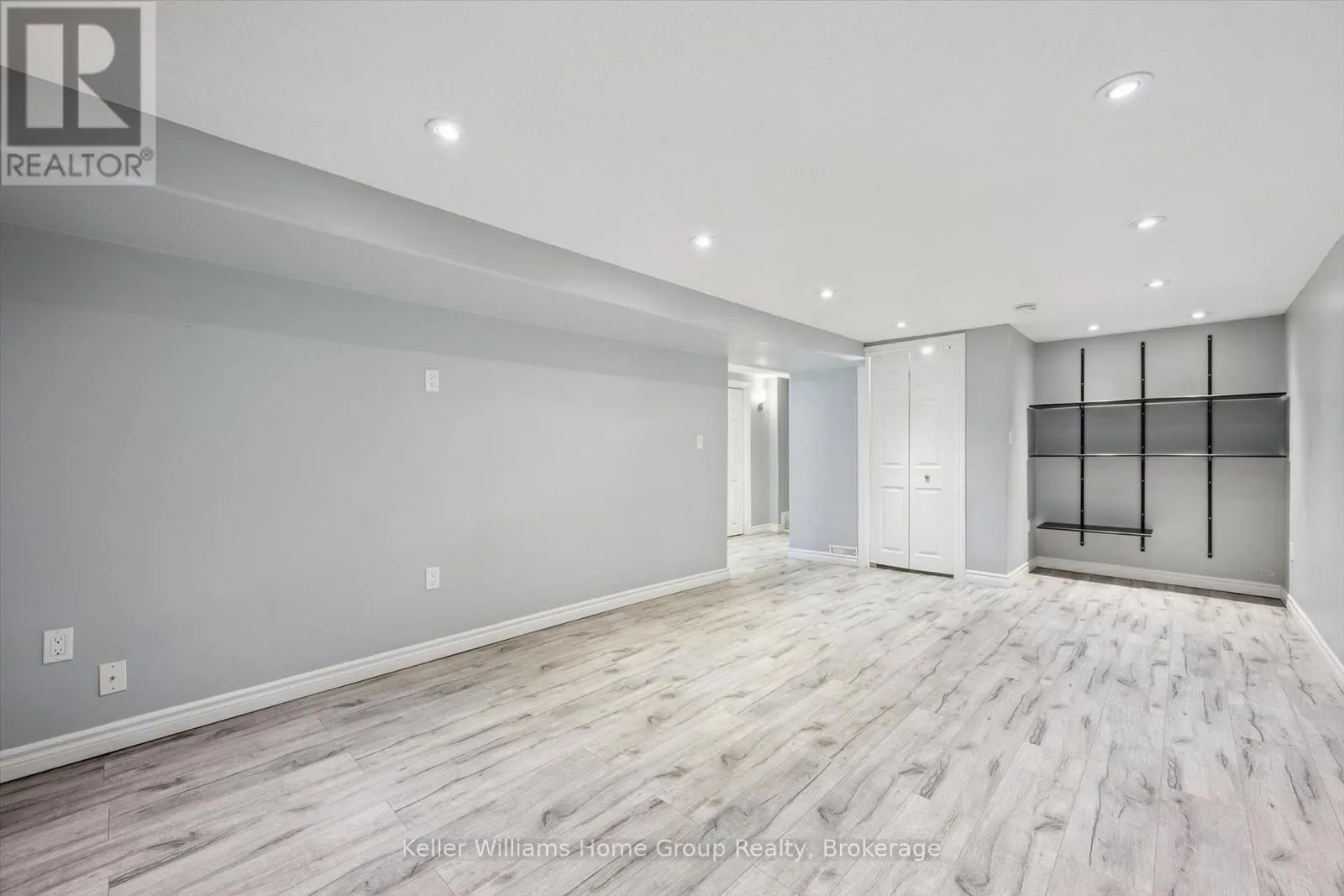 602 COLLEGE AVENUE W