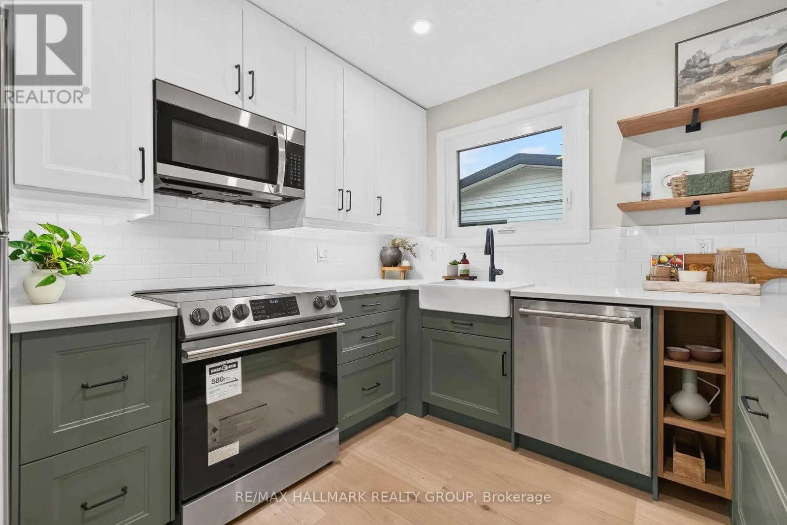 9 CLEADON DRIVE