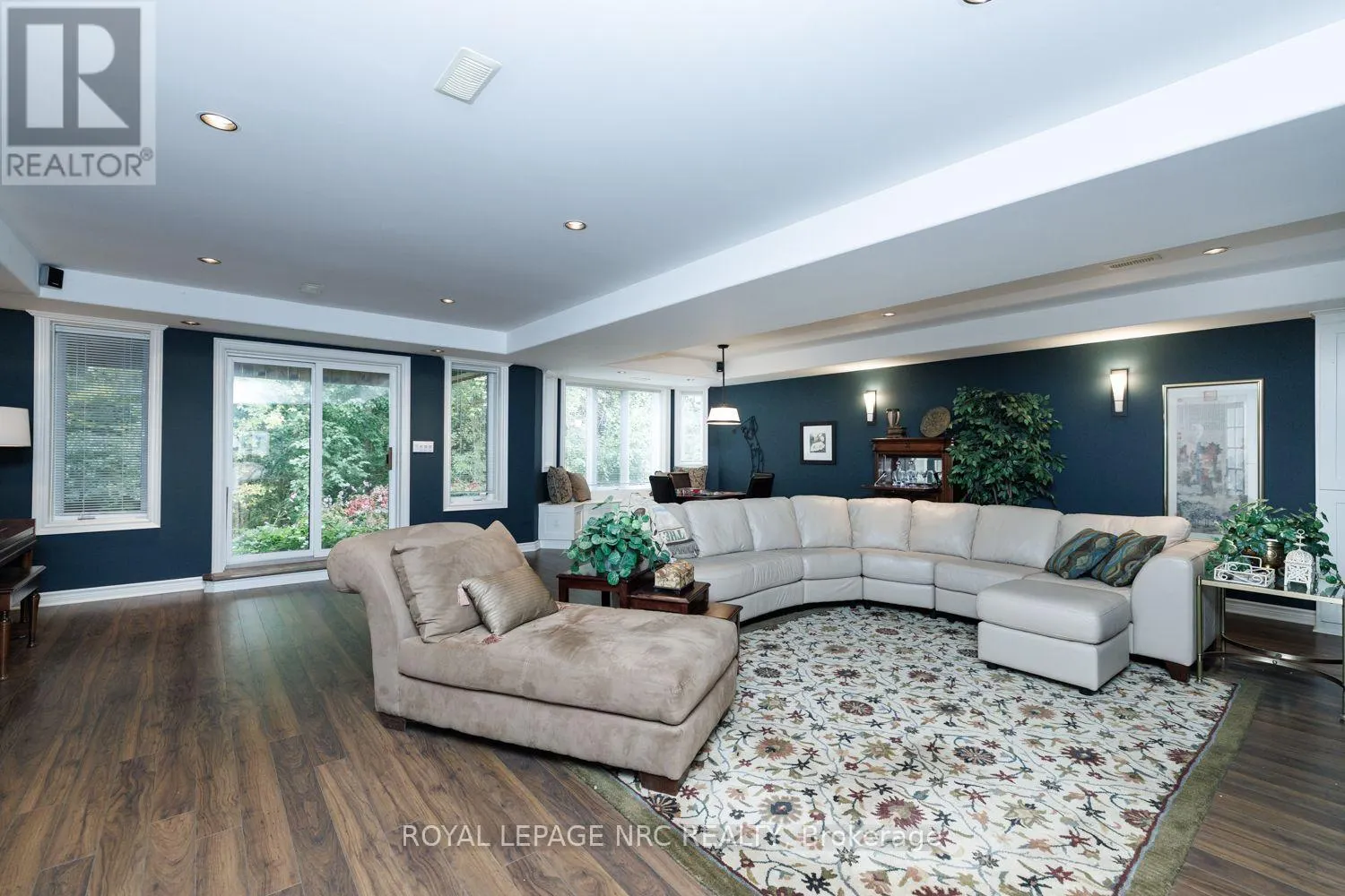 27 PARNELL ROAD