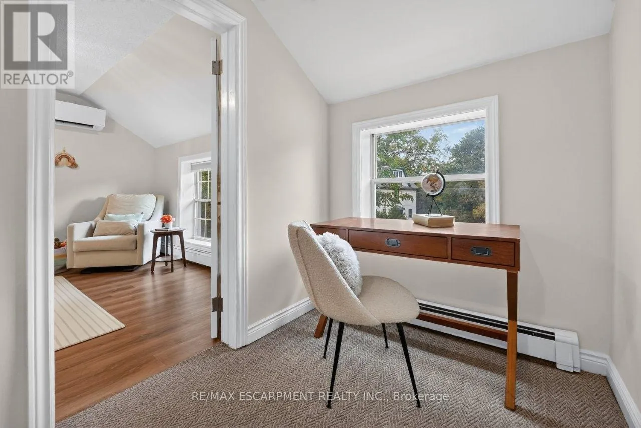 173 MAIN STREET W