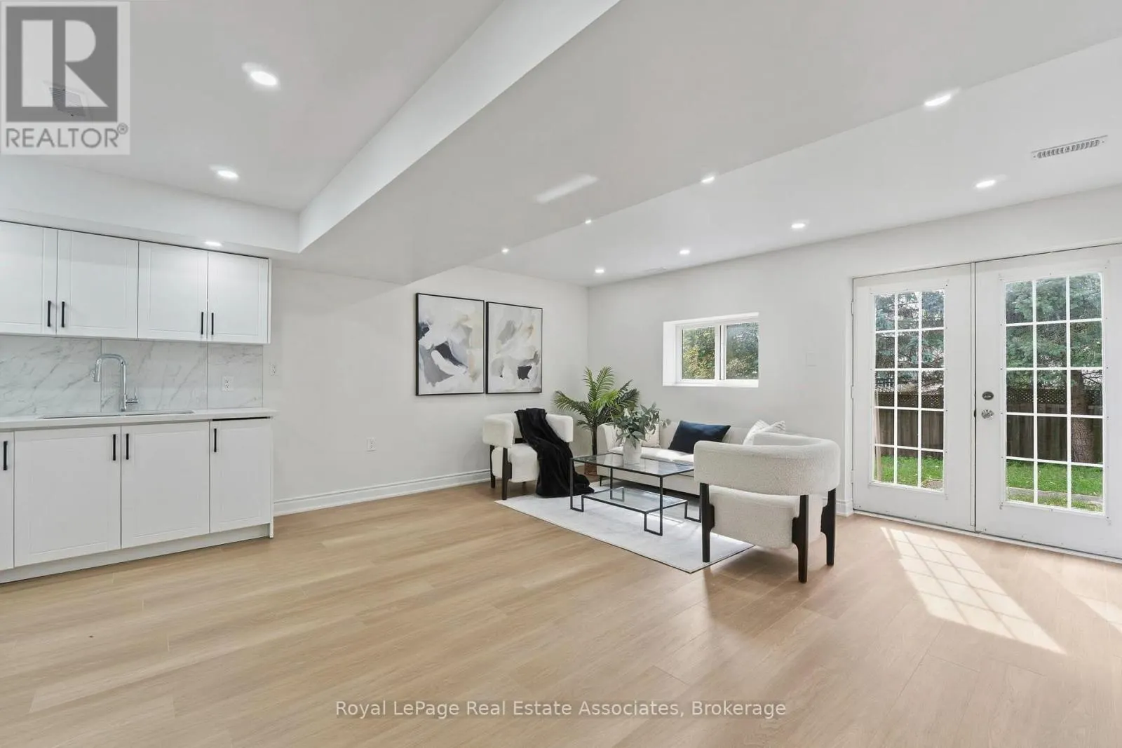 26 MCLACHLAN PLACE