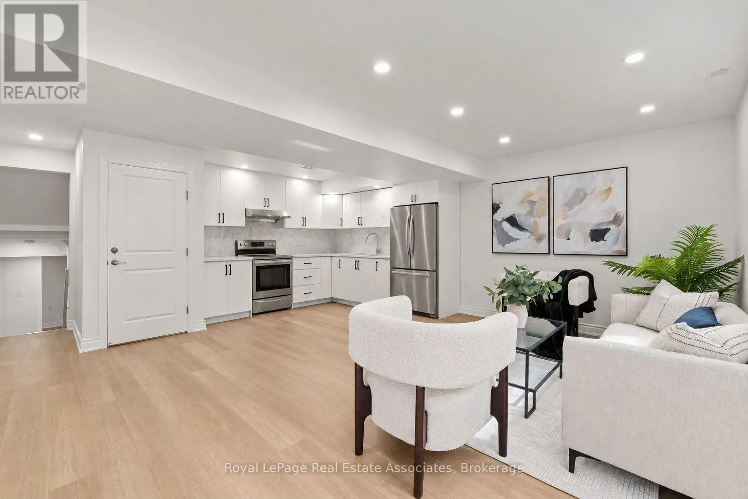 26 MCLACHLAN PLACE