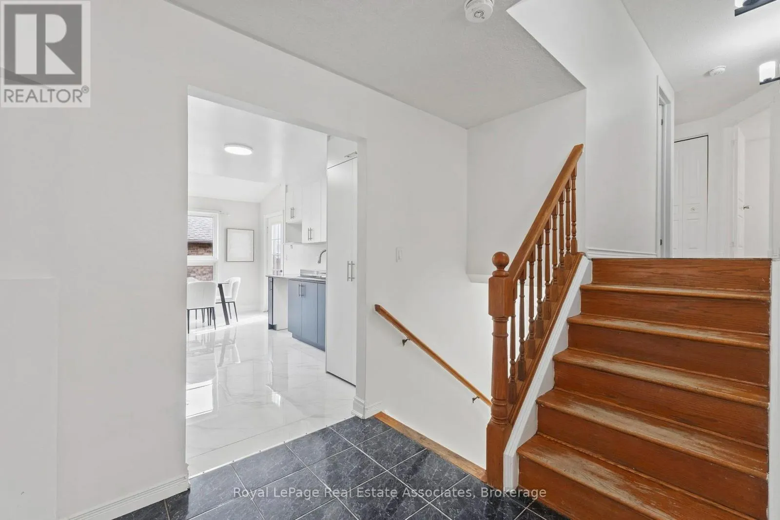 26 MCLACHLAN PLACE