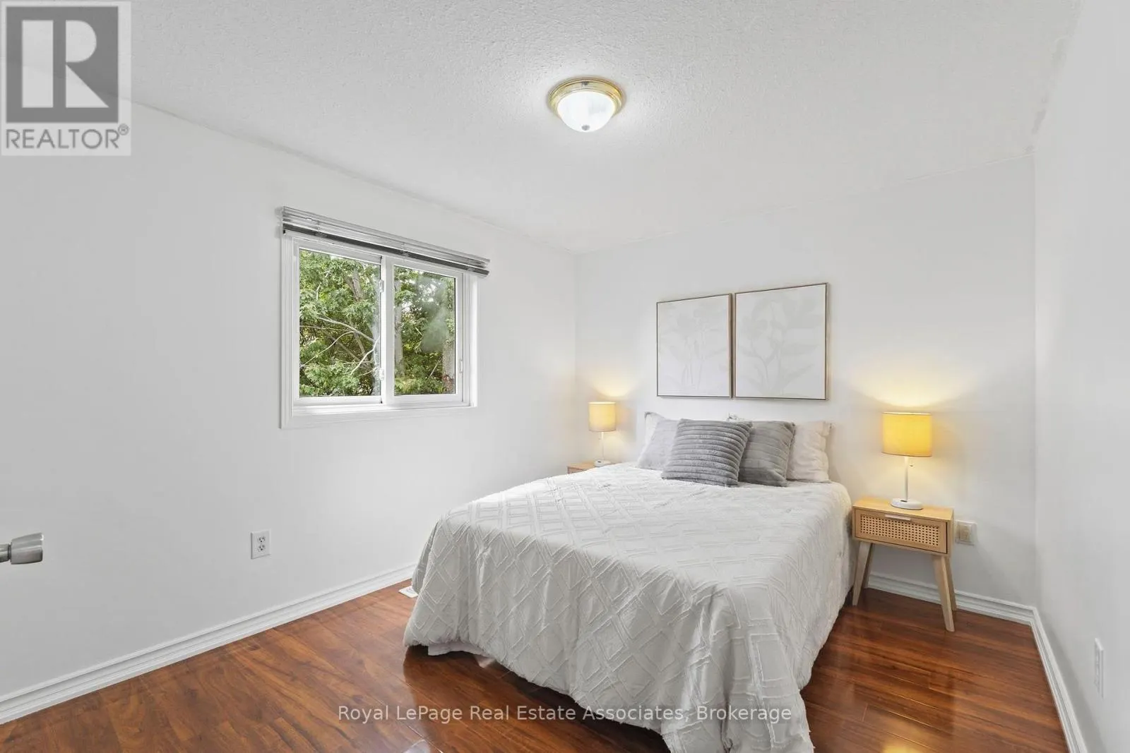26 MCLACHLAN PLACE