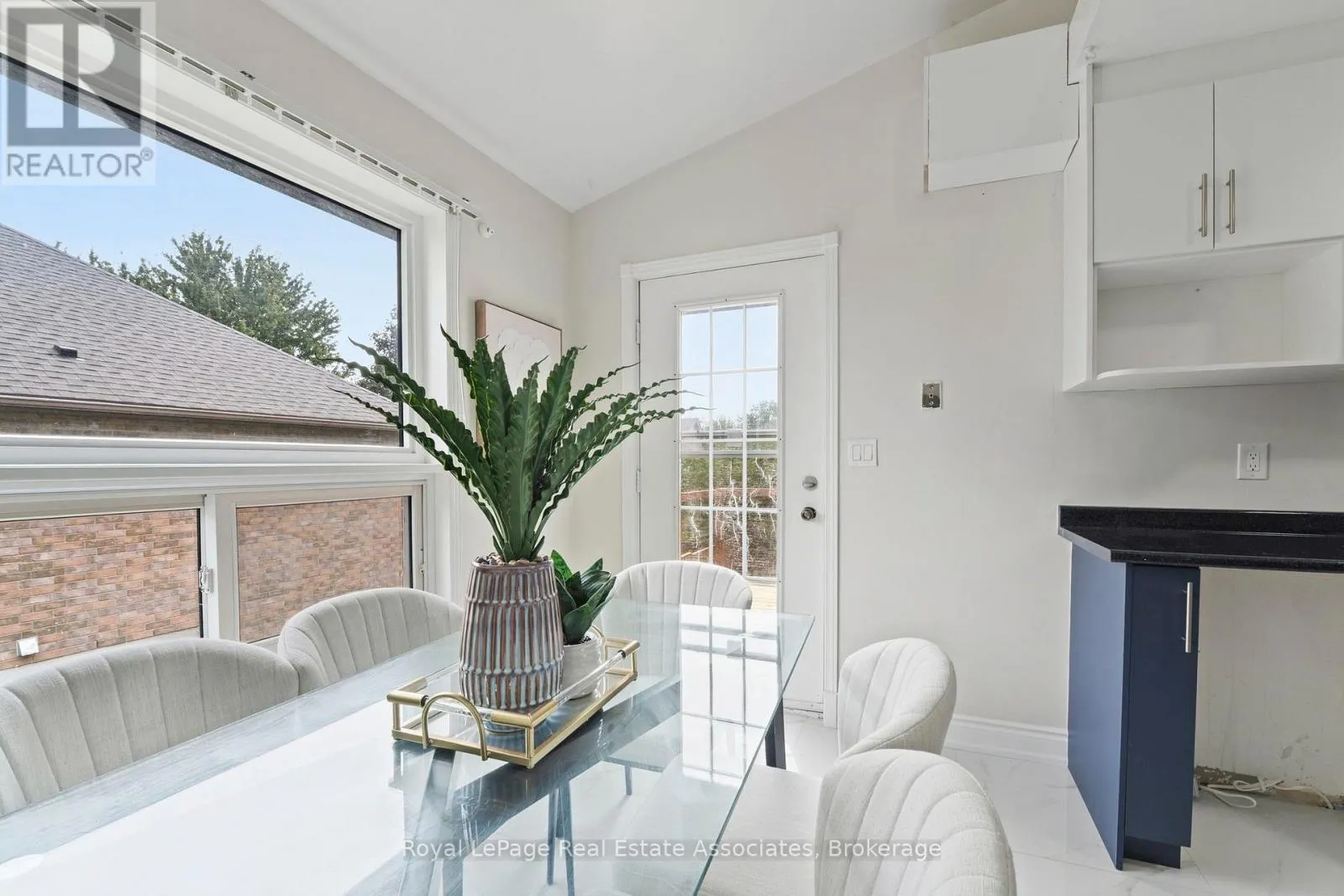 26 MCLACHLAN PLACE