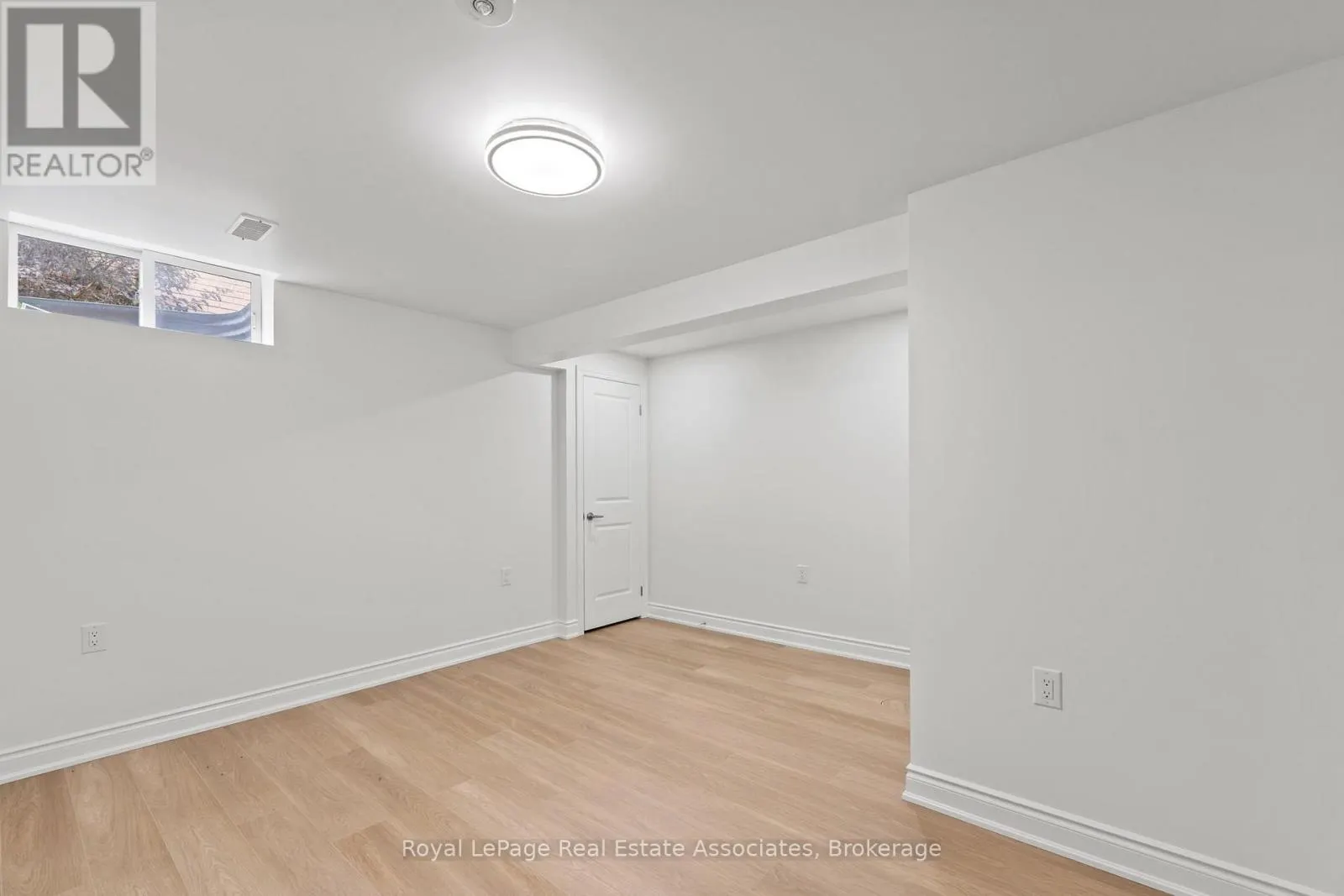26 MCLACHLAN PLACE