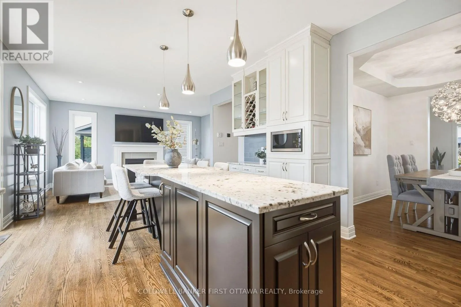 529 ADAMSON CRESCENT