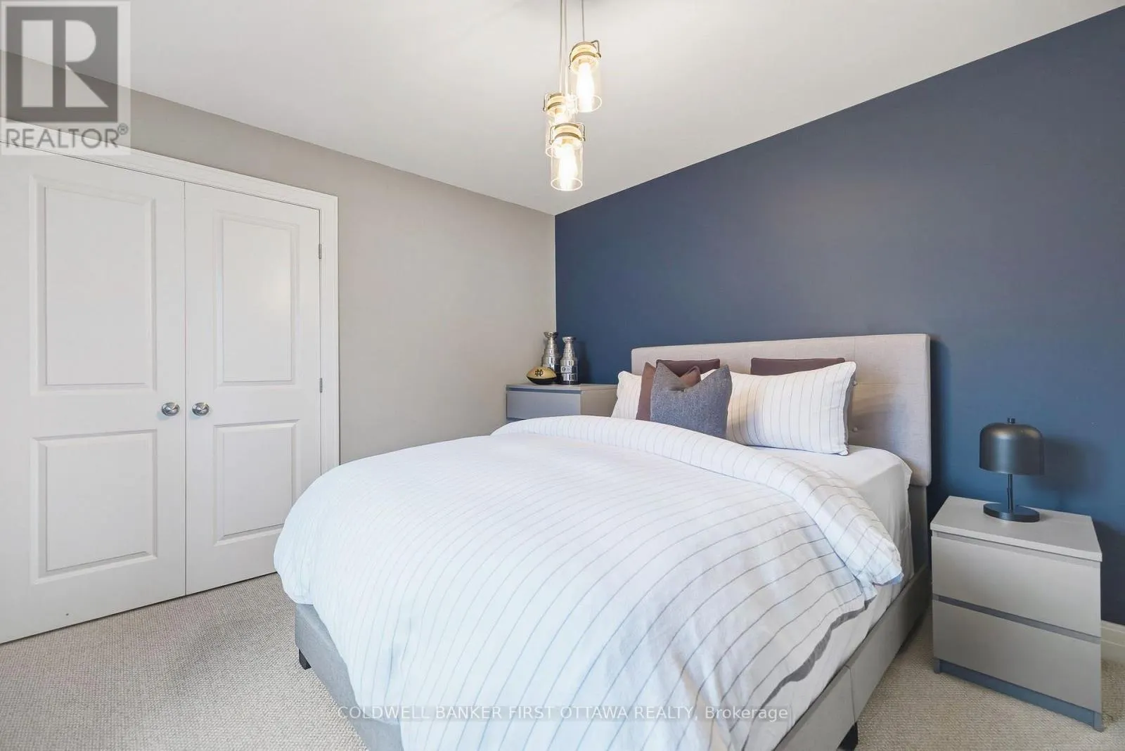 529 ADAMSON CRESCENT