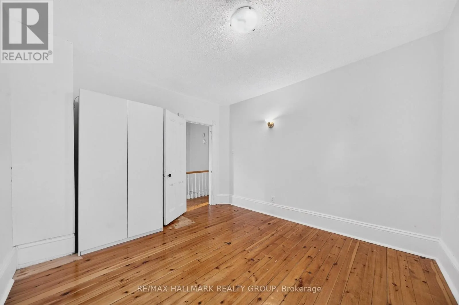182 PRETORIA AVENUE