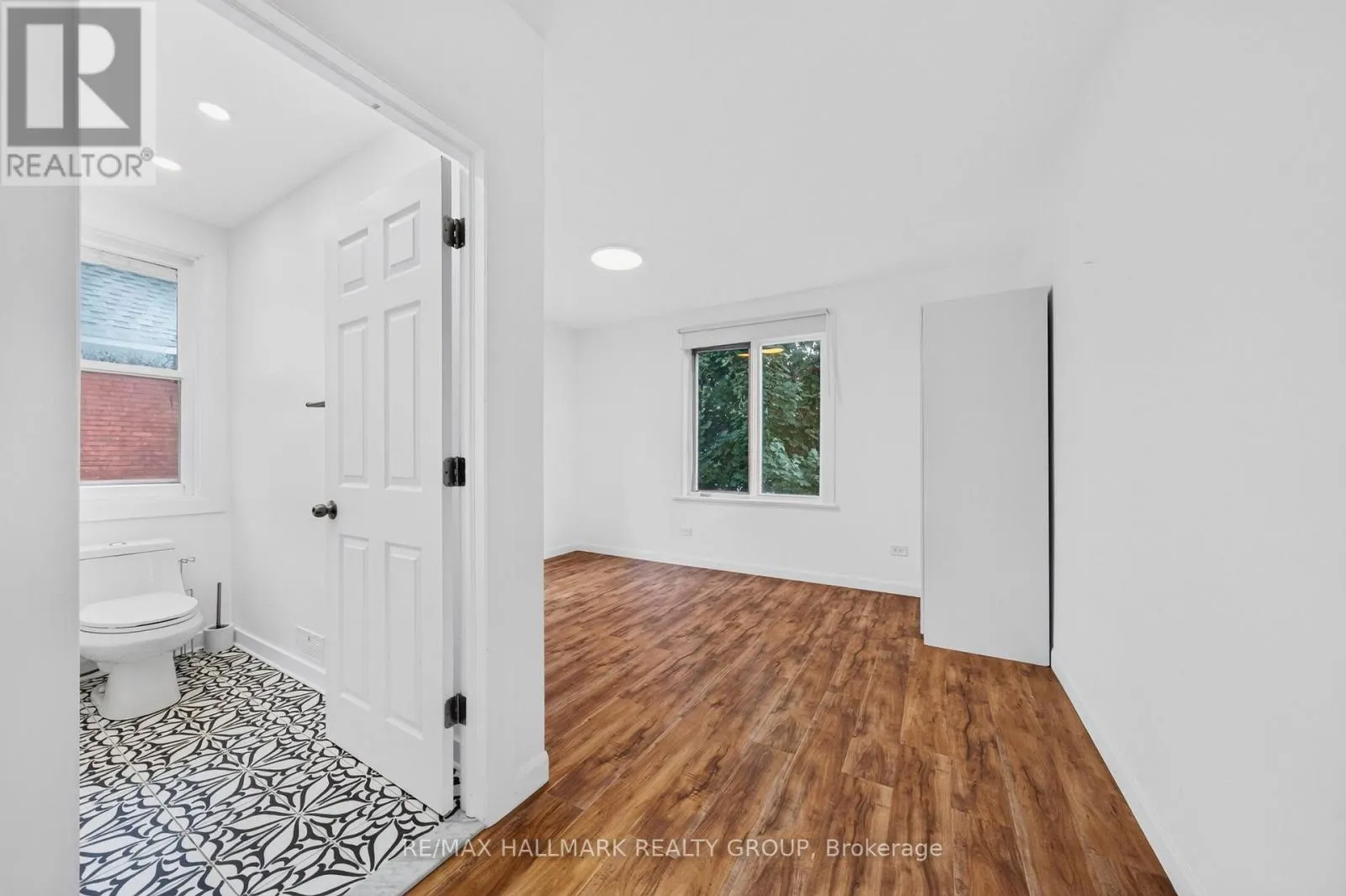 182 PRETORIA AVENUE