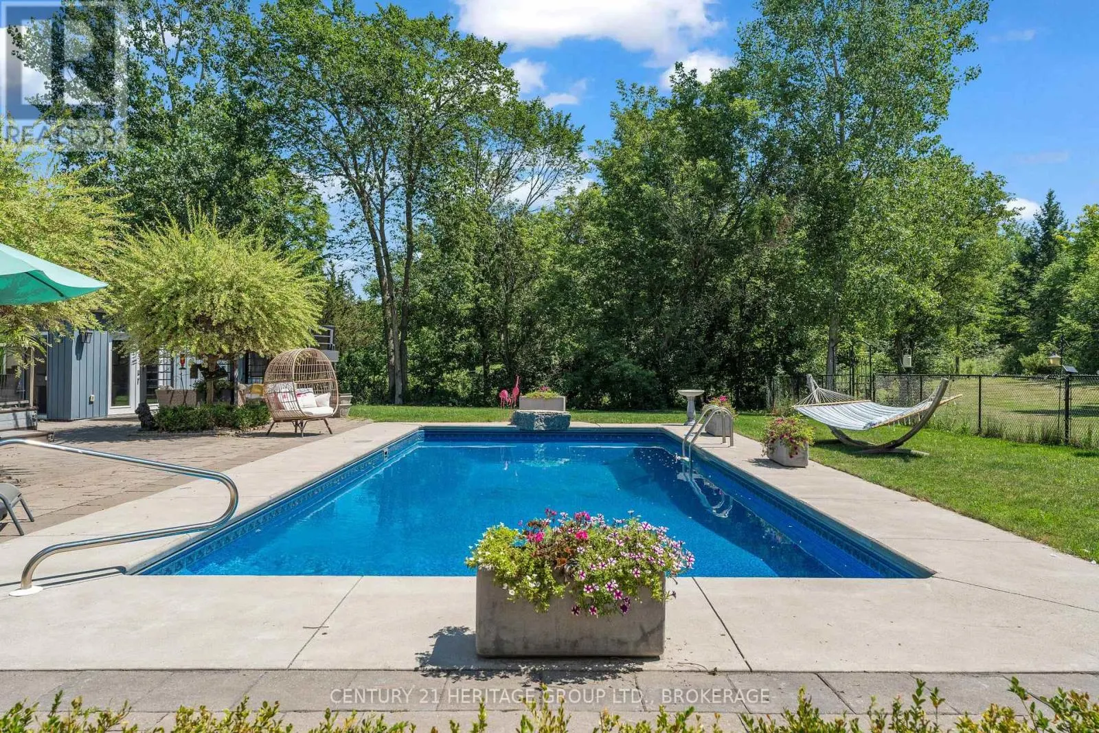 509 MAPLE LAWN DRIVE
