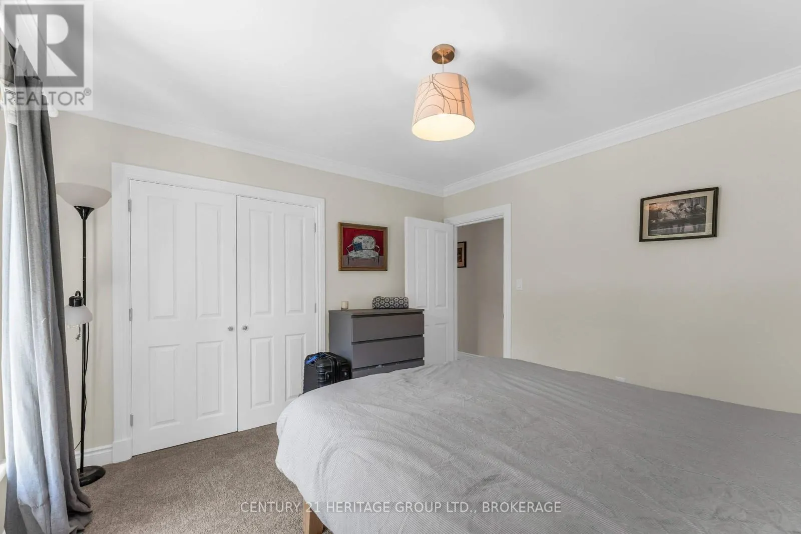 509 MAPLE LAWN DRIVE