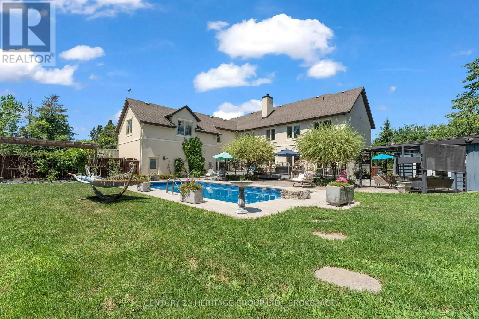 509 MAPLE LAWN DRIVE
