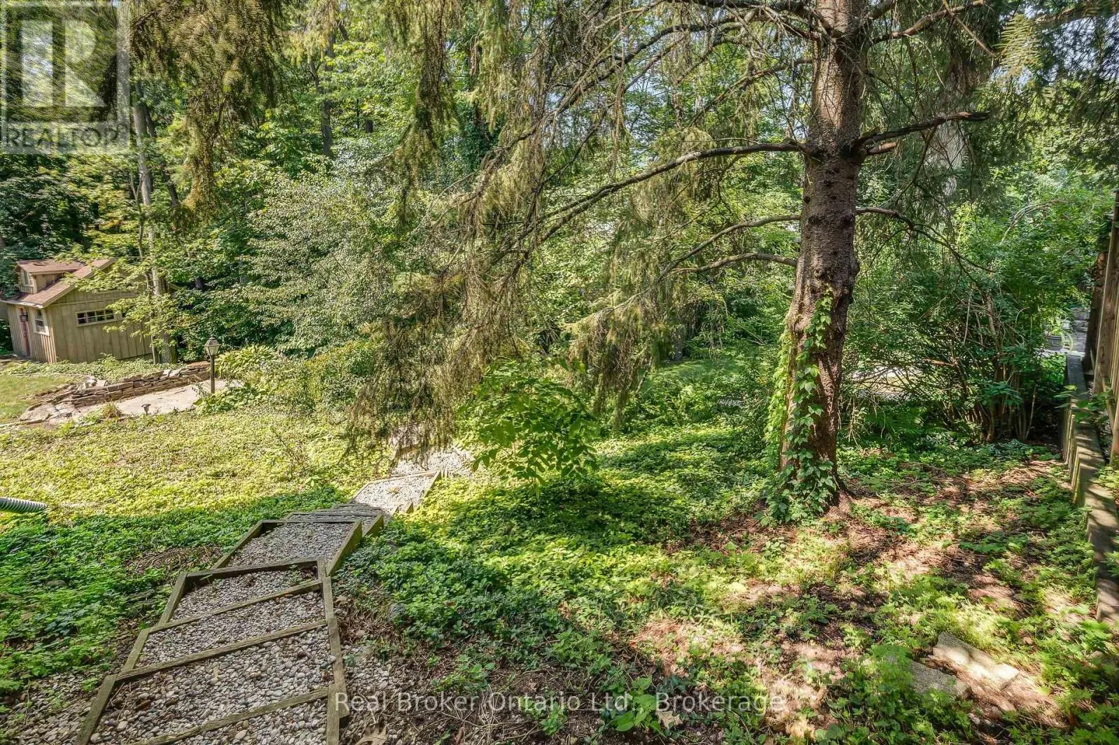 30 WESTWOOD CRESCENT