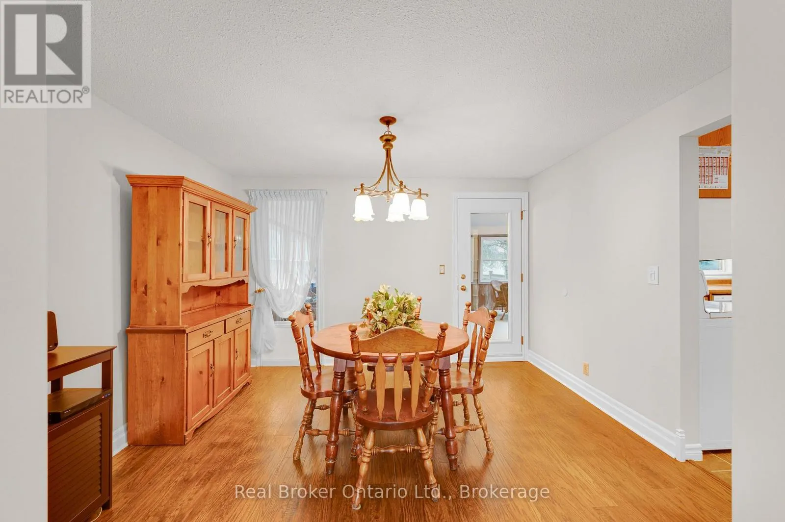 30 WESTWOOD CRESCENT