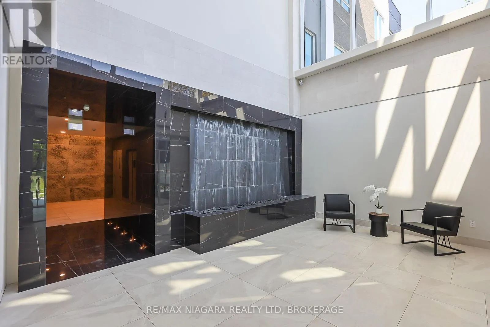 505 - 77 YATES STREET #505