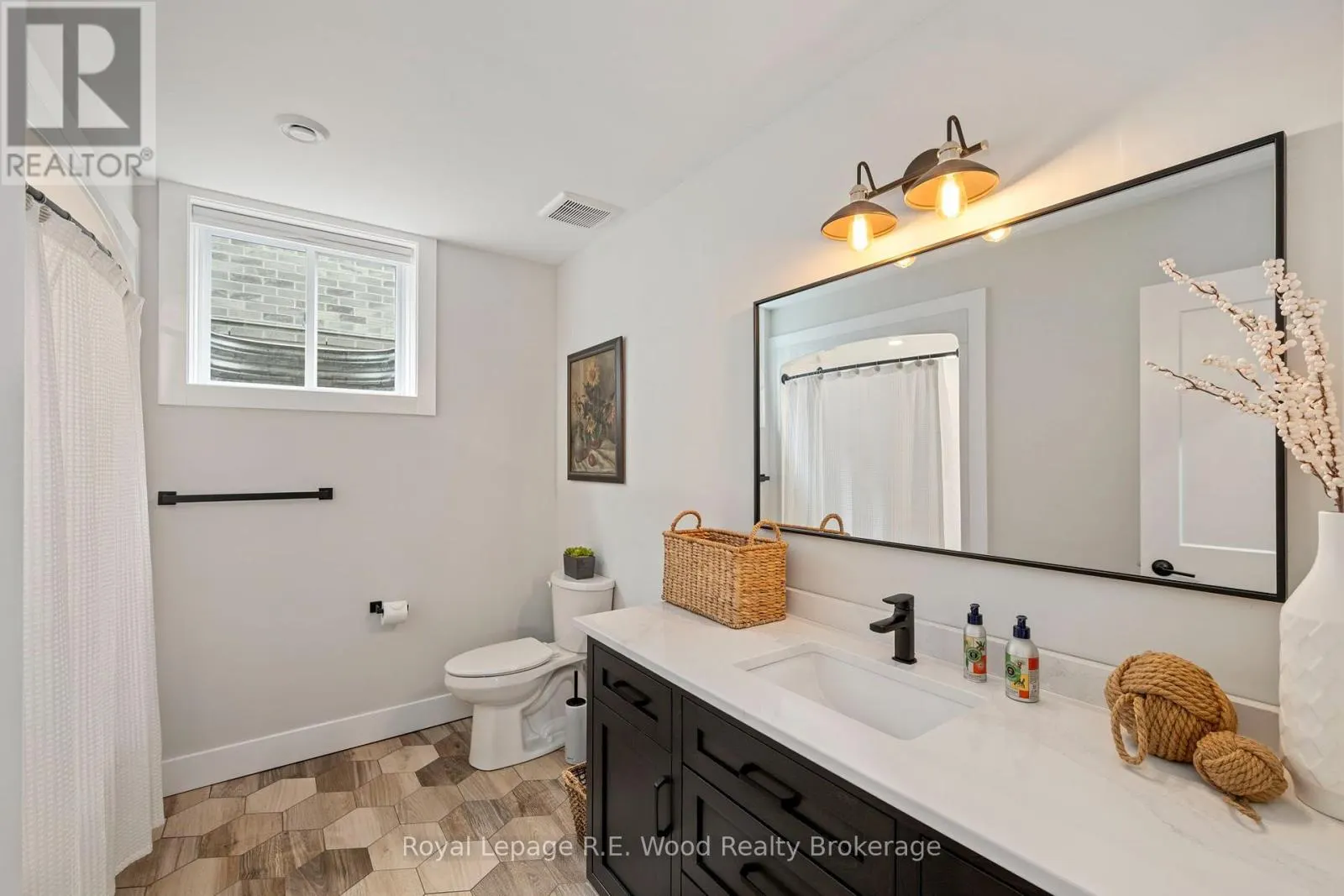 19 ROYAL DORNOCH DRIVE