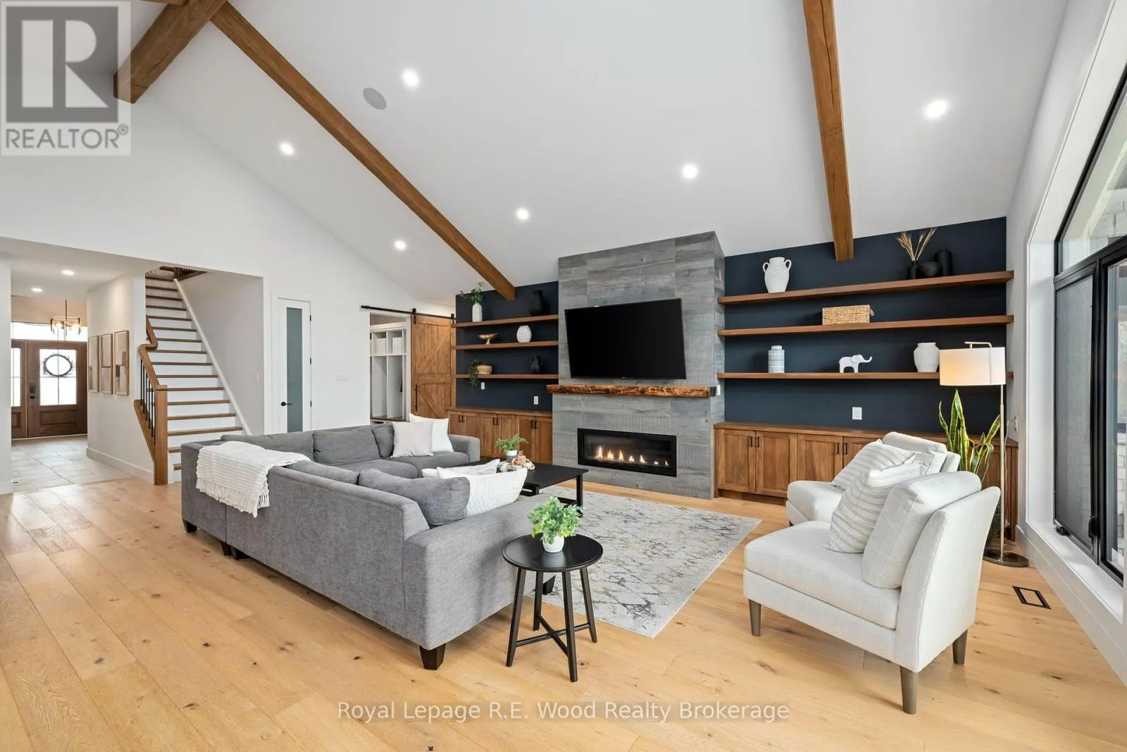 19 ROYAL DORNOCH DRIVE