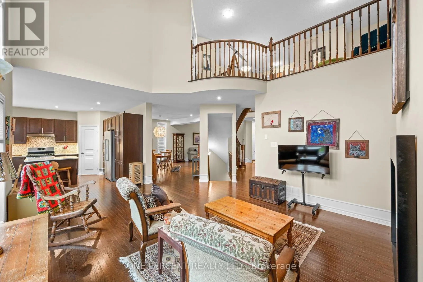 324 ROSINA WAY