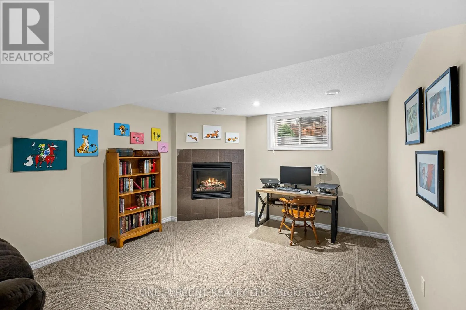 324 ROSINA WAY