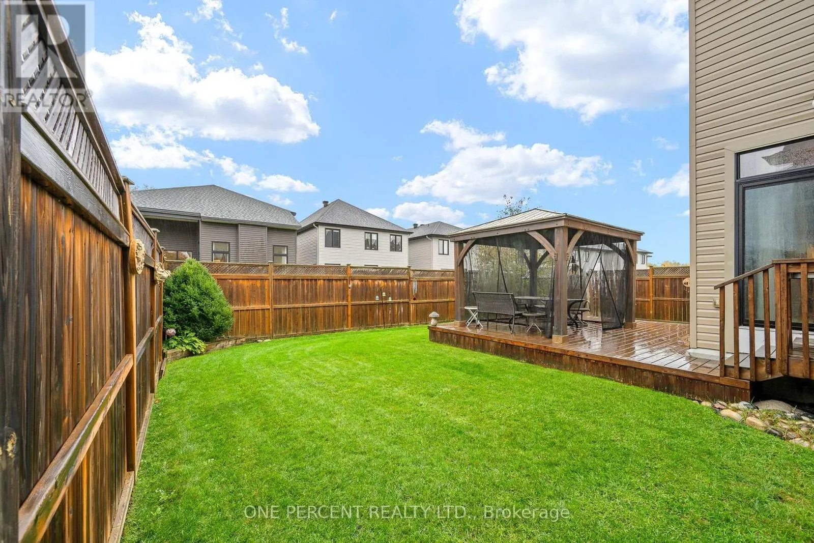 324 ROSINA WAY