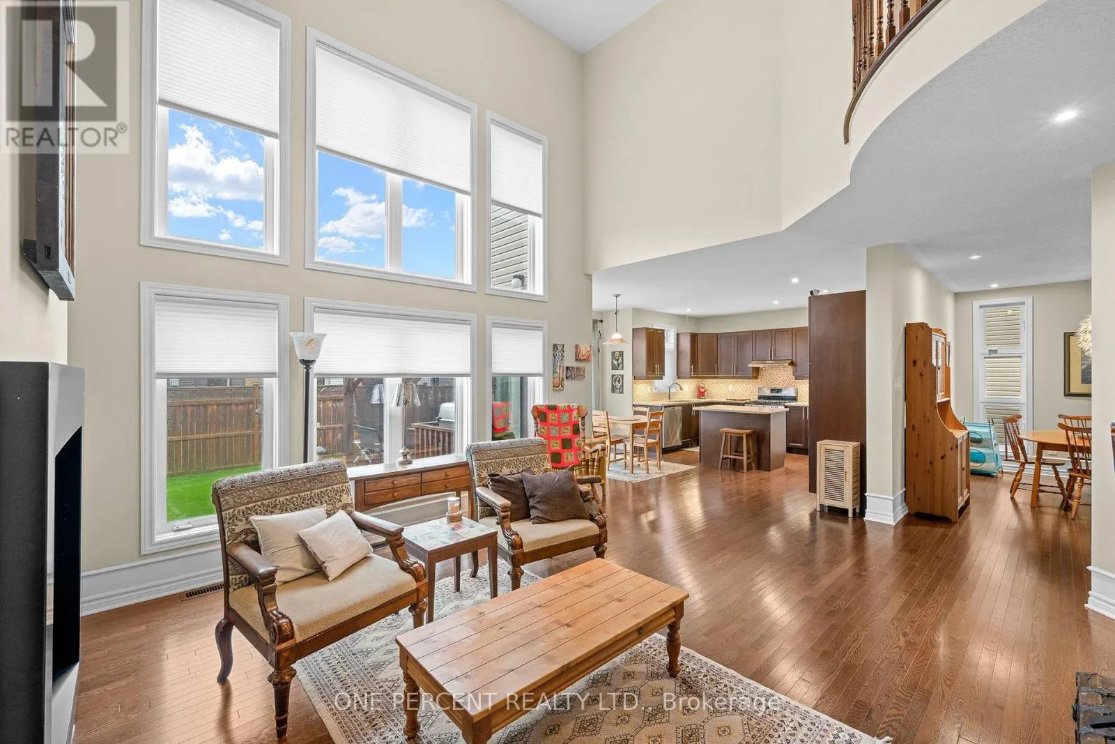 324 ROSINA WAY