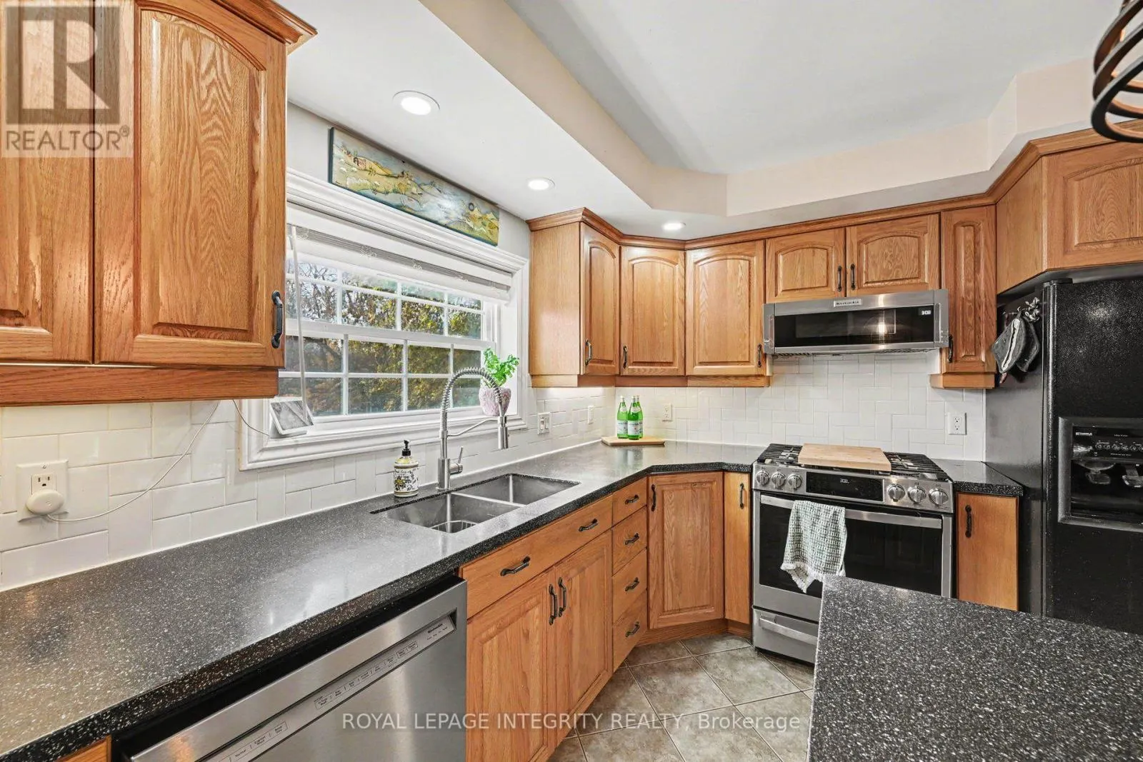 27 COBUS ROAD