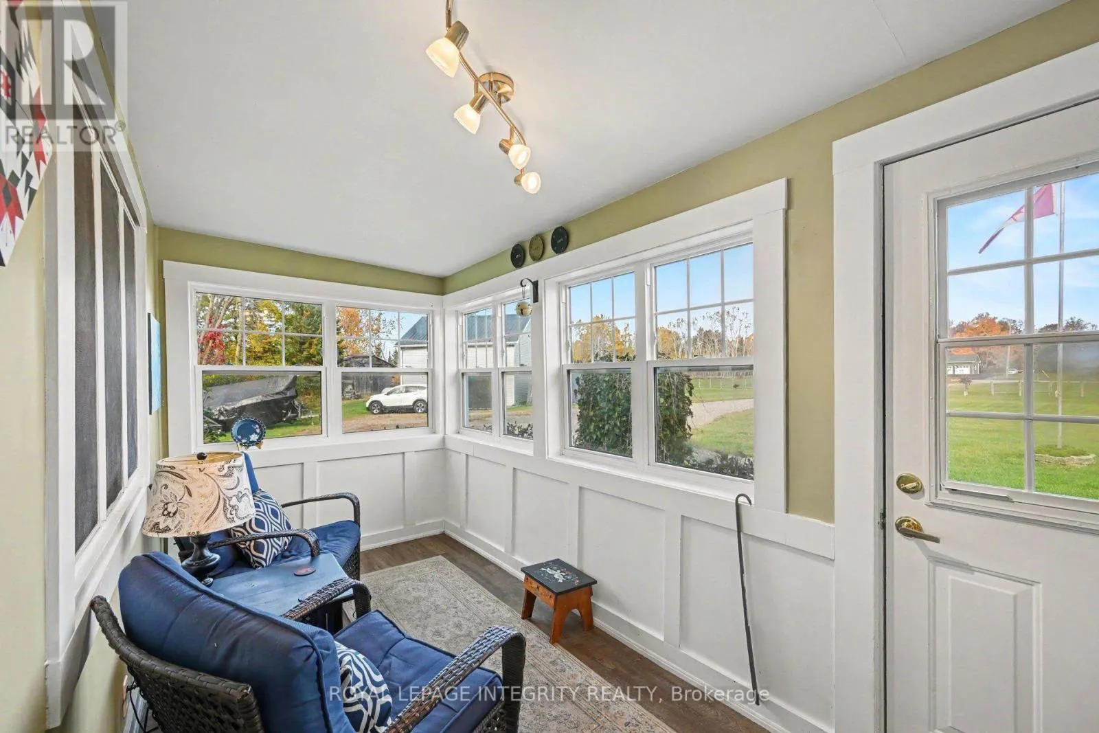 27 COBUS ROAD
