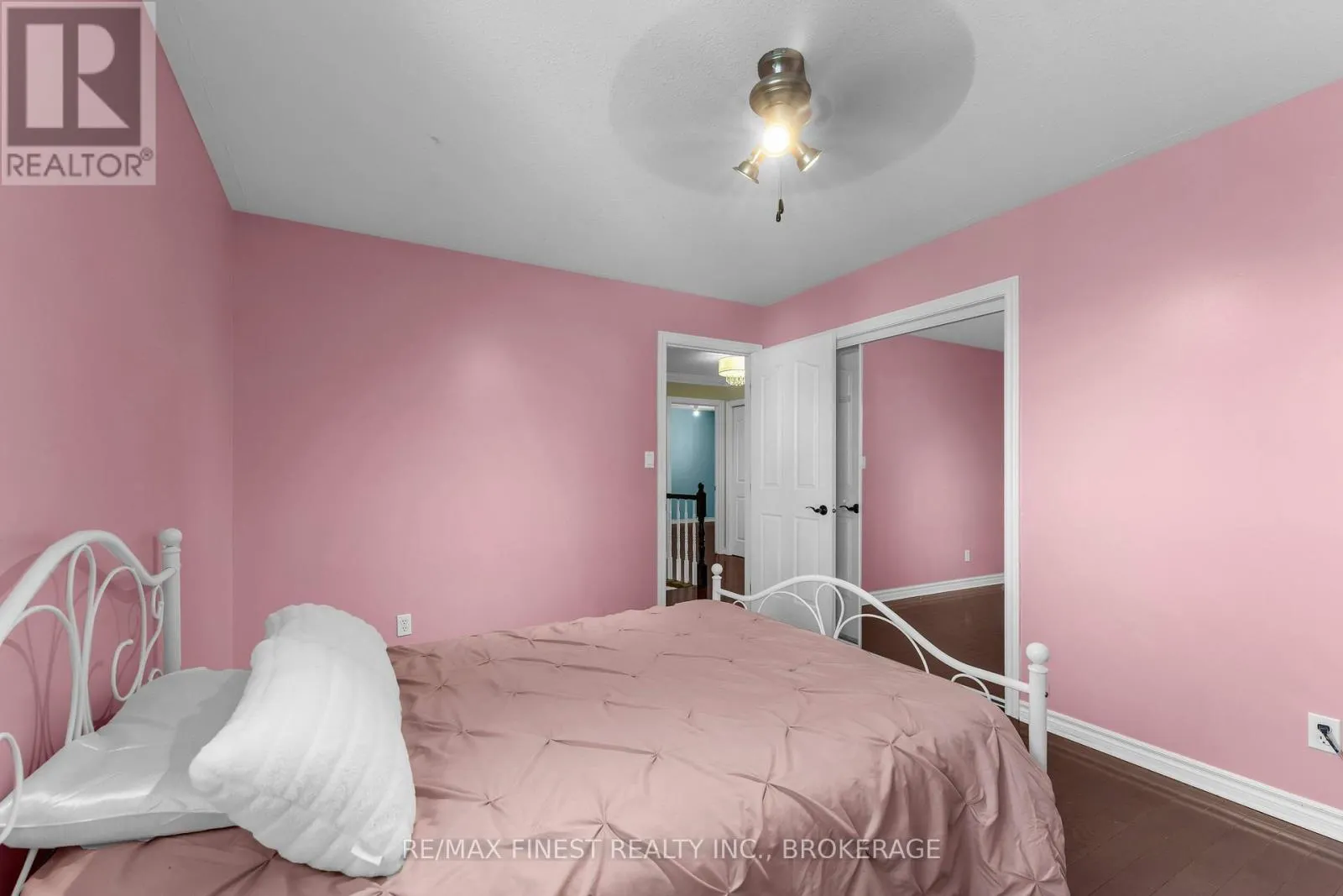 1208 GREENWOOD PARK DRIVE