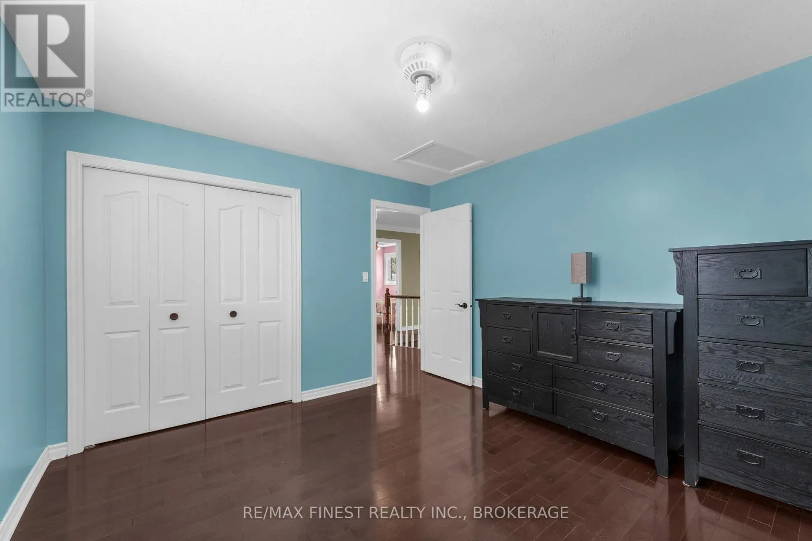 1208 GREENWOOD PARK DRIVE