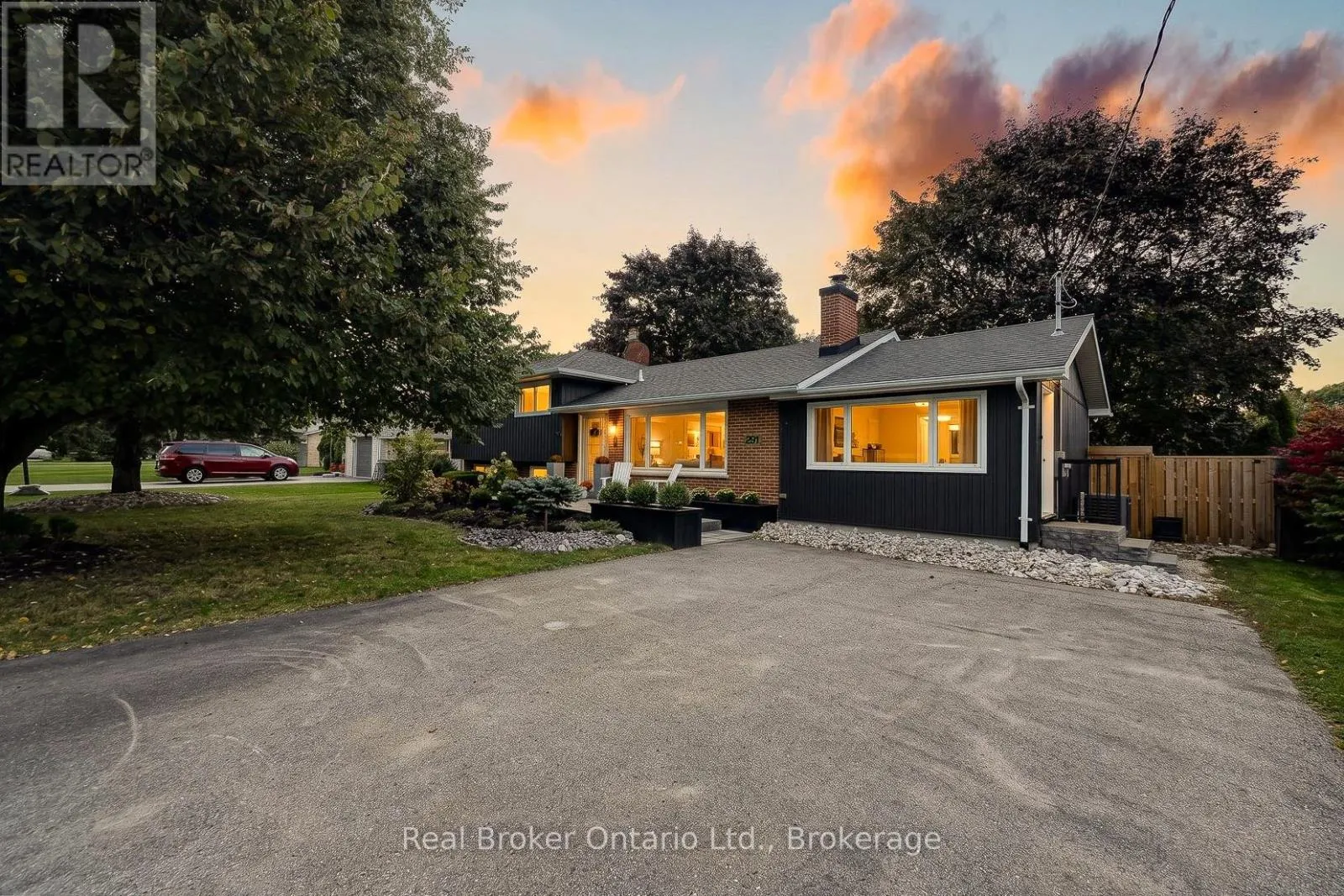 291 BRIARHILL ROAD