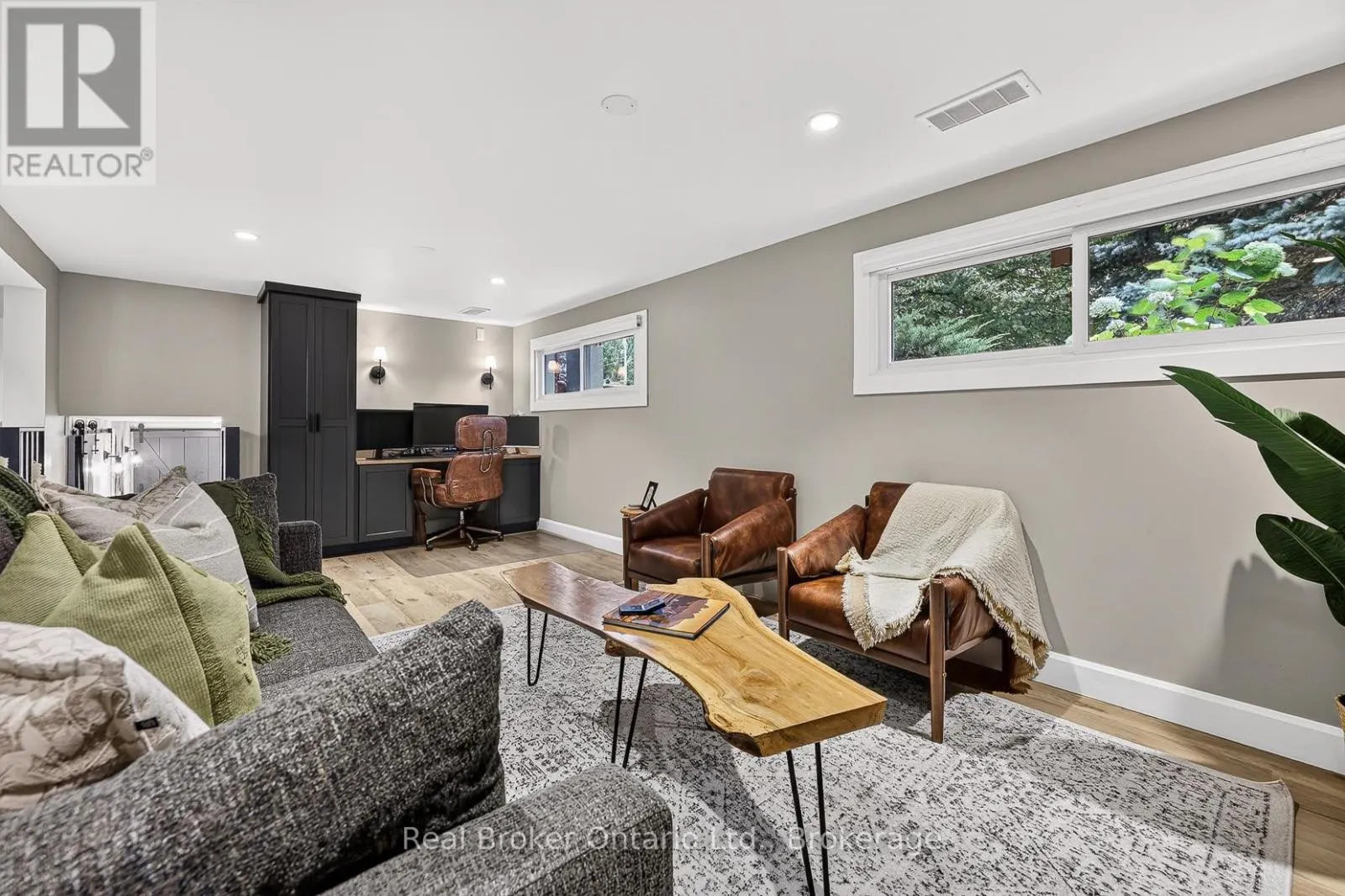 291 BRIARHILL ROAD