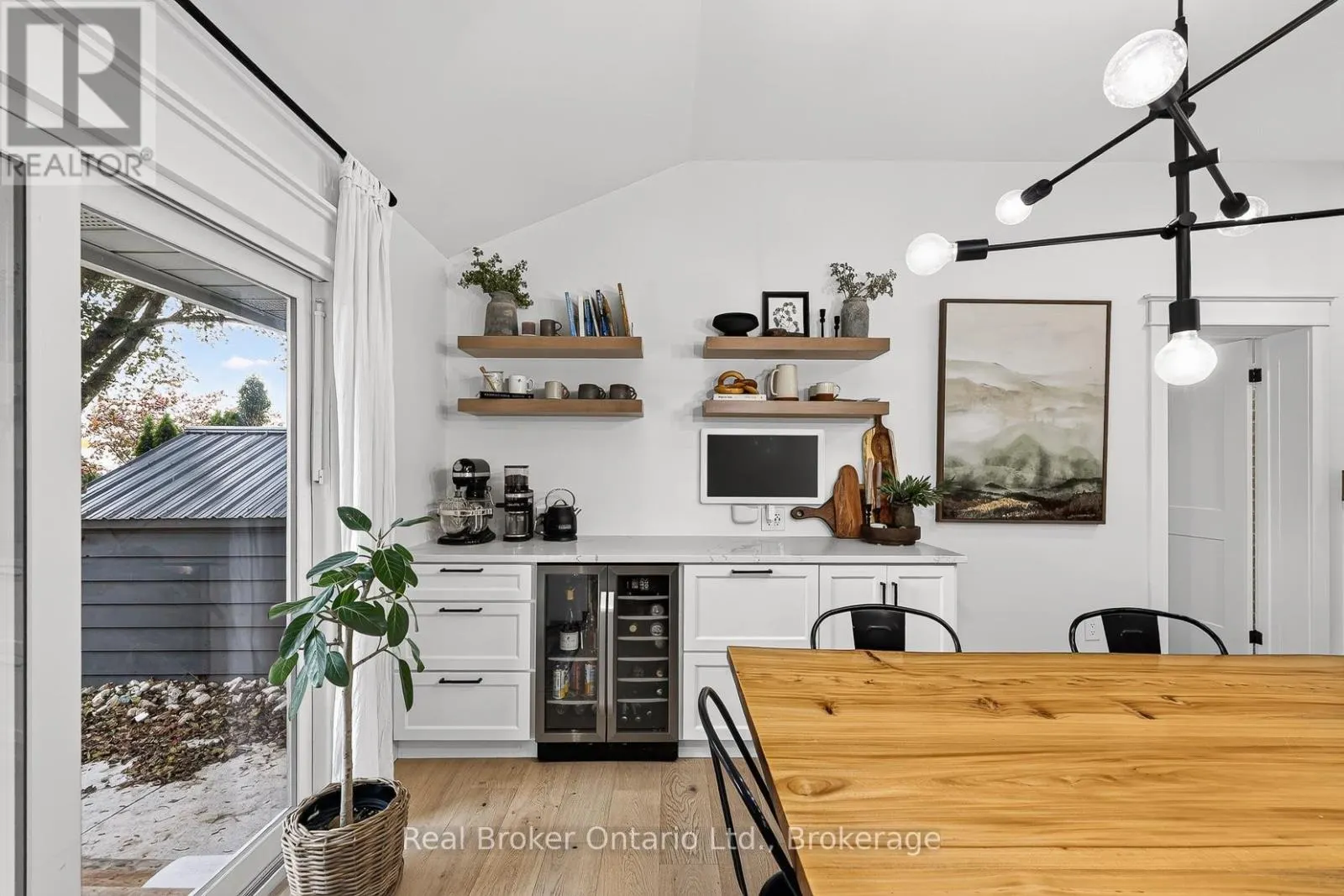 291 BRIARHILL ROAD