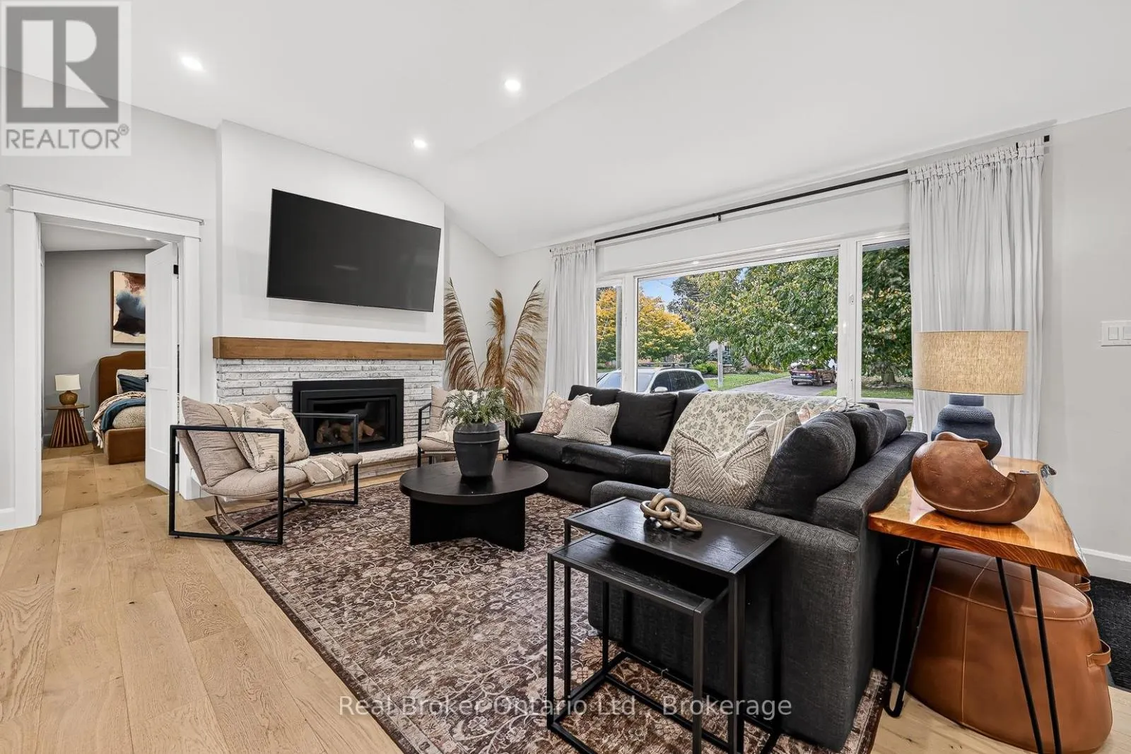 291 BRIARHILL ROAD