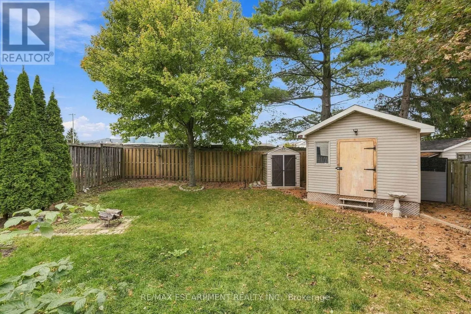 231 PARKSIDE DRIVE