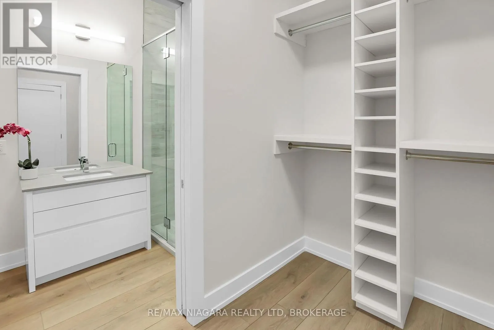 505 - 77 YATES STREET #505