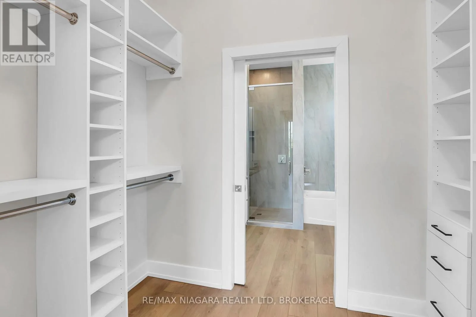 505 - 77 YATES STREET #505