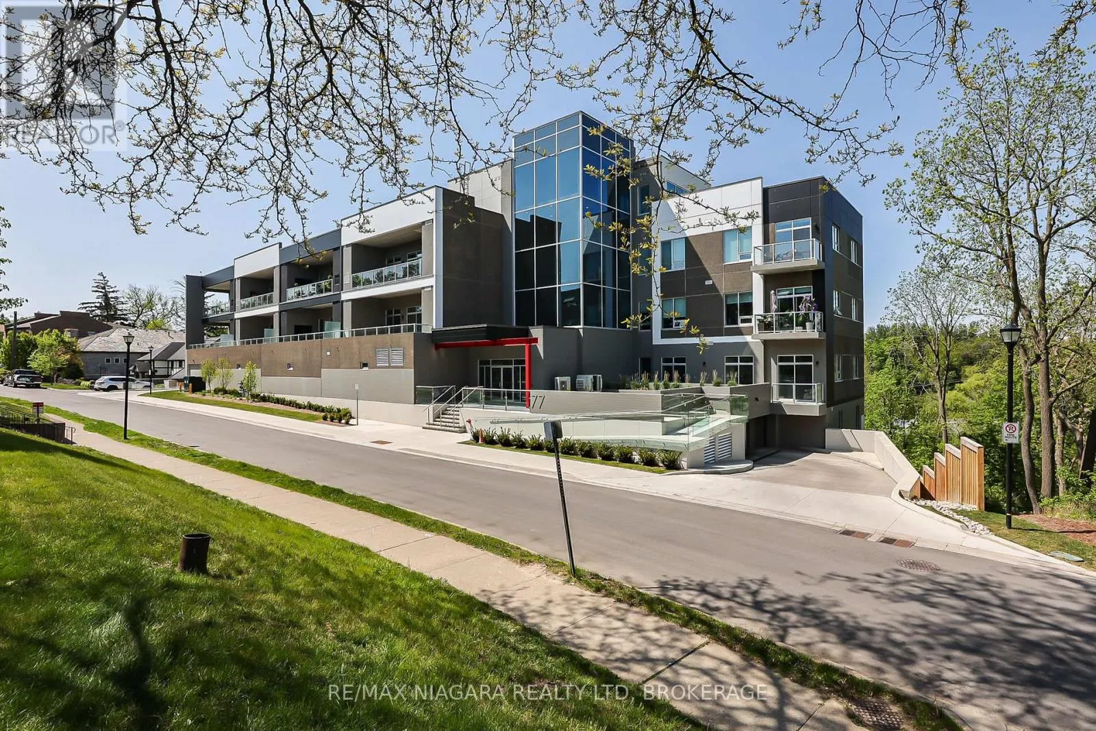 505 - 77 YATES STREET #505