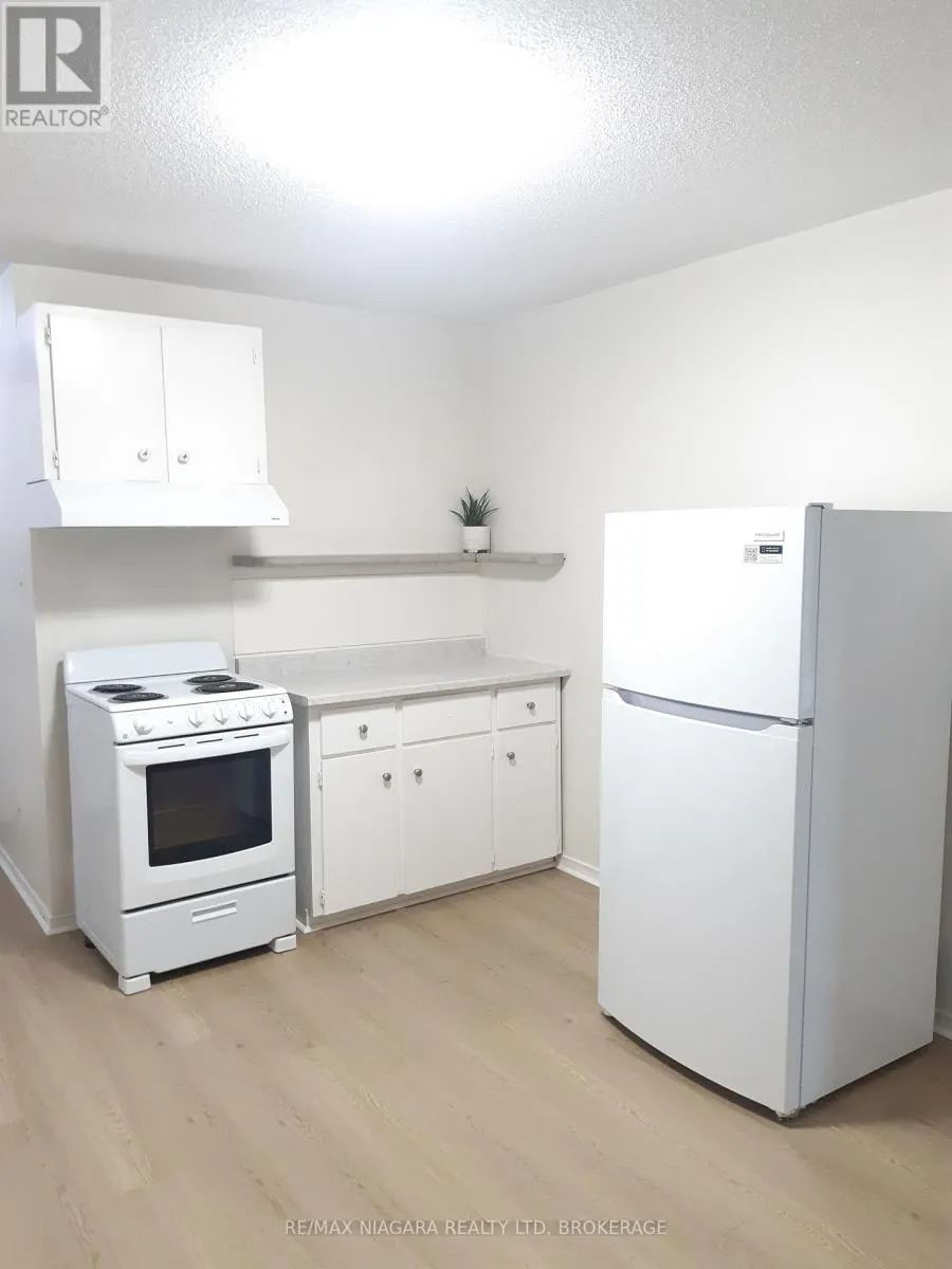 UNIT 1 - 109 GEORGE STREET #Unit 1