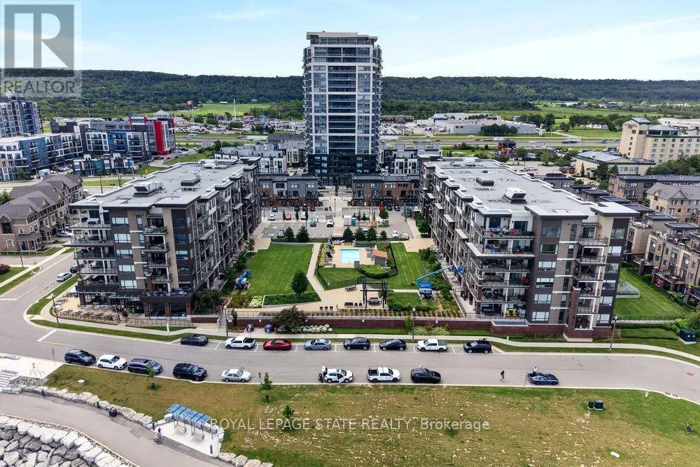 511 - 10 ESPLANADE LANE