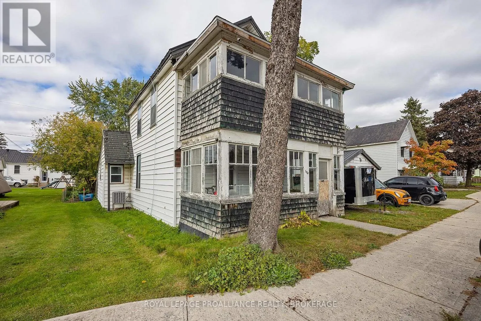 308 BROCK STREET