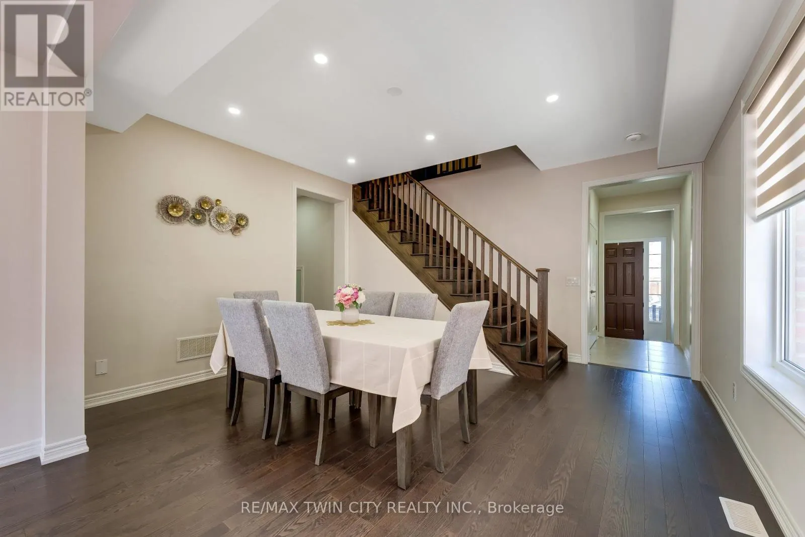 106 HALDIMAND STREET