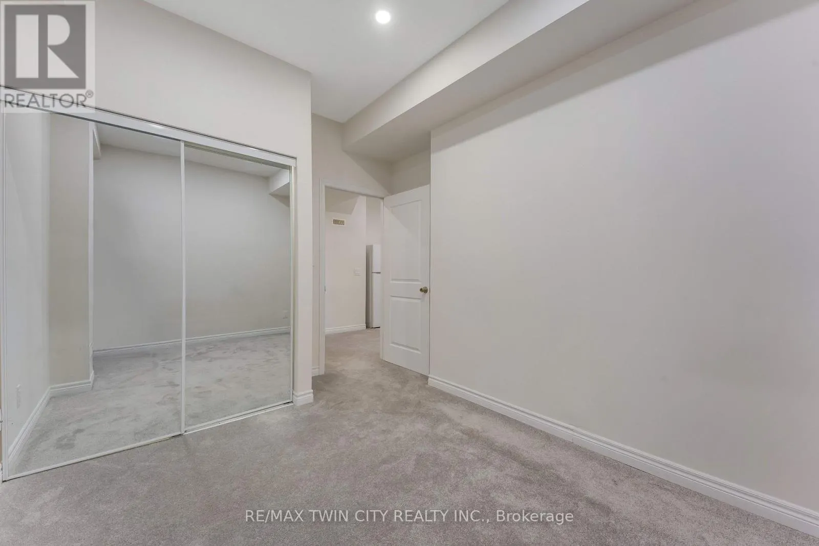 106 HALDIMAND STREET