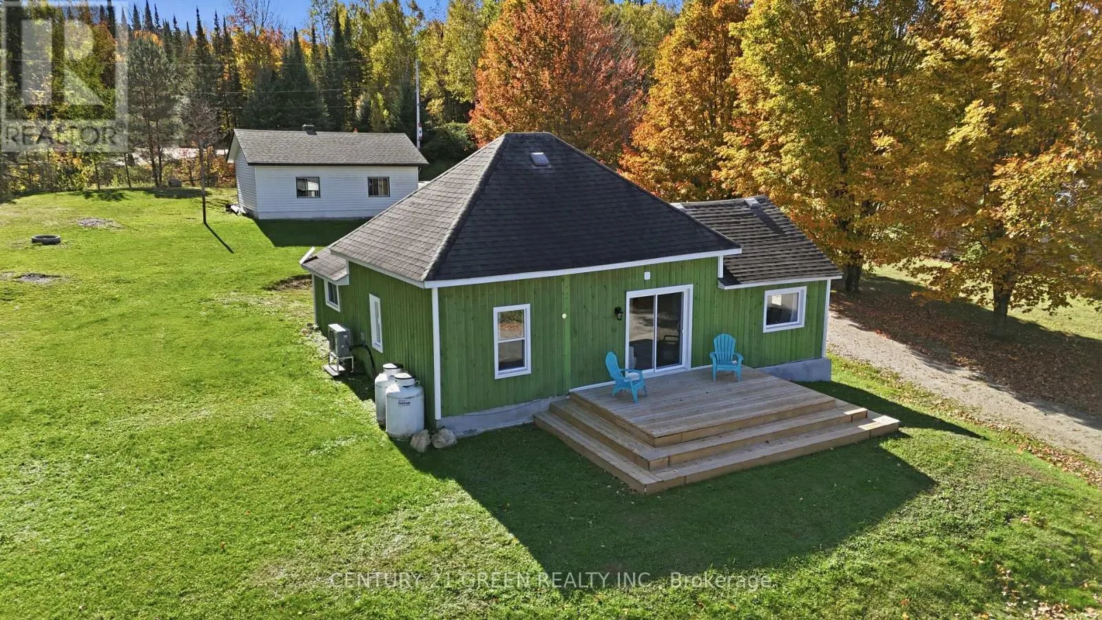 135 VILLAGE STREET