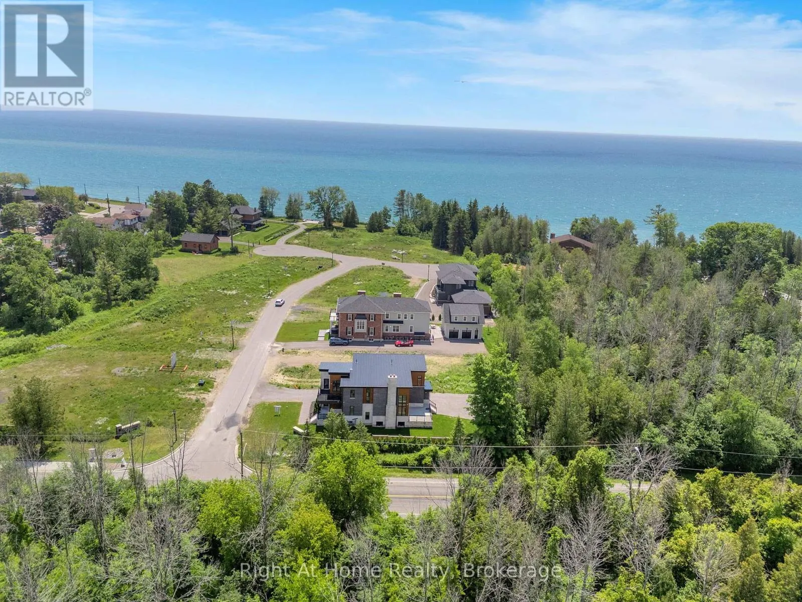 213 SUZANNE MESS BOULEVARD