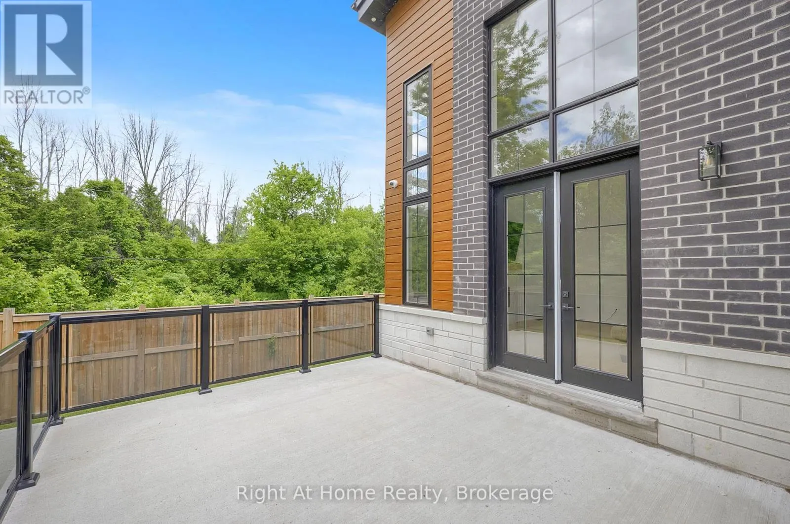 213 SUZANNE MESS BOULEVARD